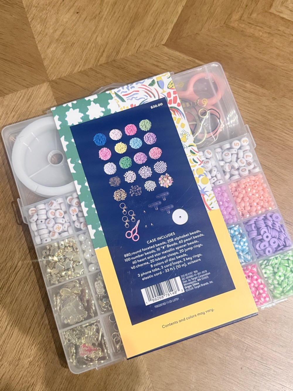 Roller Rabbit x Target Accessory Making Kit - Pastel Bead Craft Set - Picture 2 of 3
